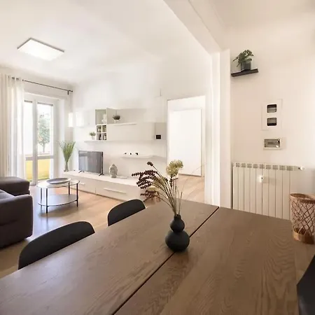 Apartment Esclusivo A Trastevere Con Terrazzo