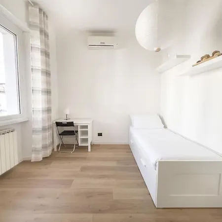Esclusivo A Trastevere Con Terrazzo *