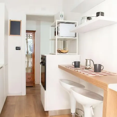 Apartment Esclusivo A Trastevere Con Terrazzo *