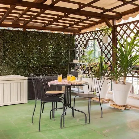 Esclusivo A Trastevere Con Terrazzo Rome